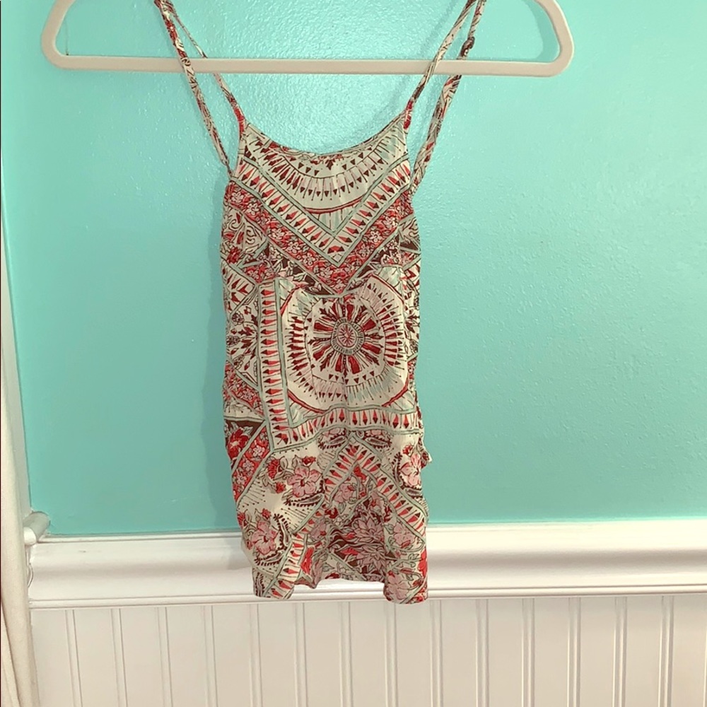 Flowy Billabong Tank Top